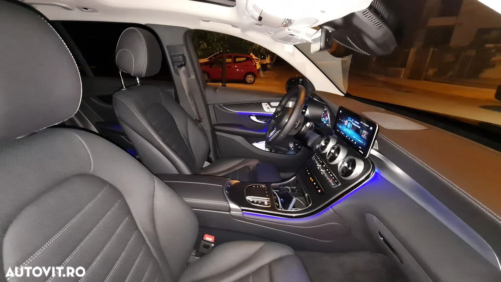 Mercedes-Benz GLC 300 e 4Matic 9G-TRONIC Exclusive - 8