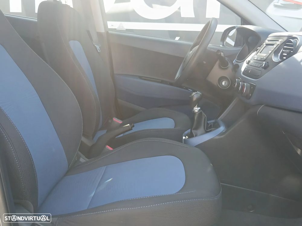 Hyundai i10 1.0 Urban GPL+Bluet.+Ctrl - 15