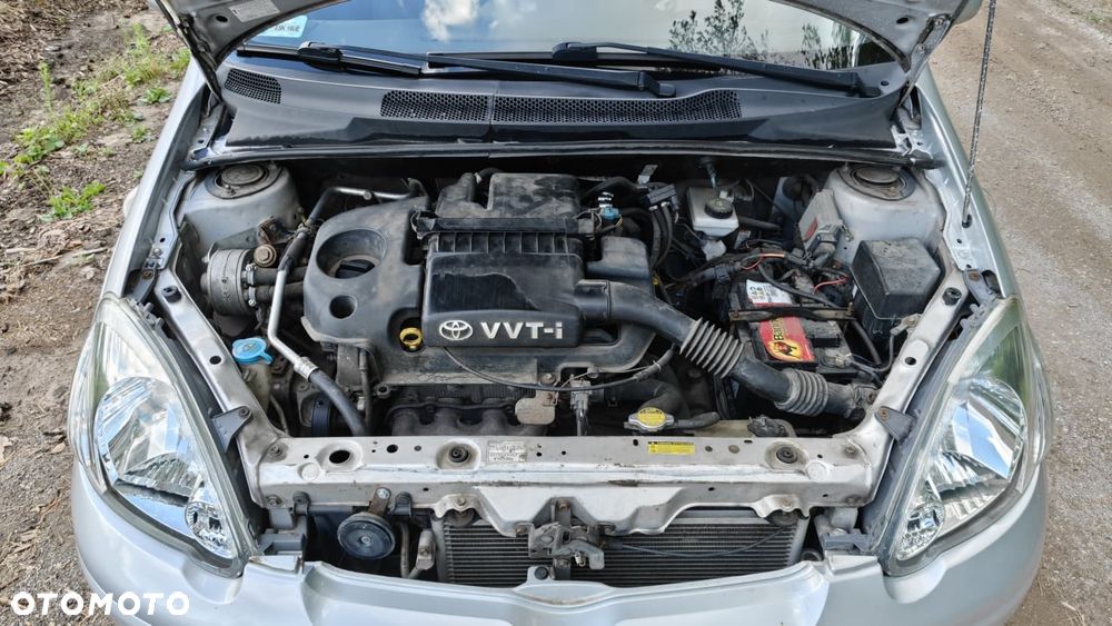 Toyota Yaris - 8