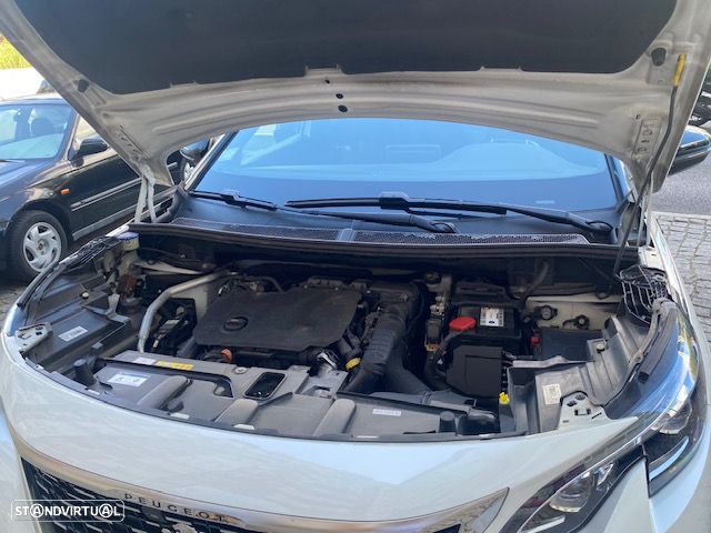 Peugeot 3008 1.5 BlueHDi GT EAT8 - 6