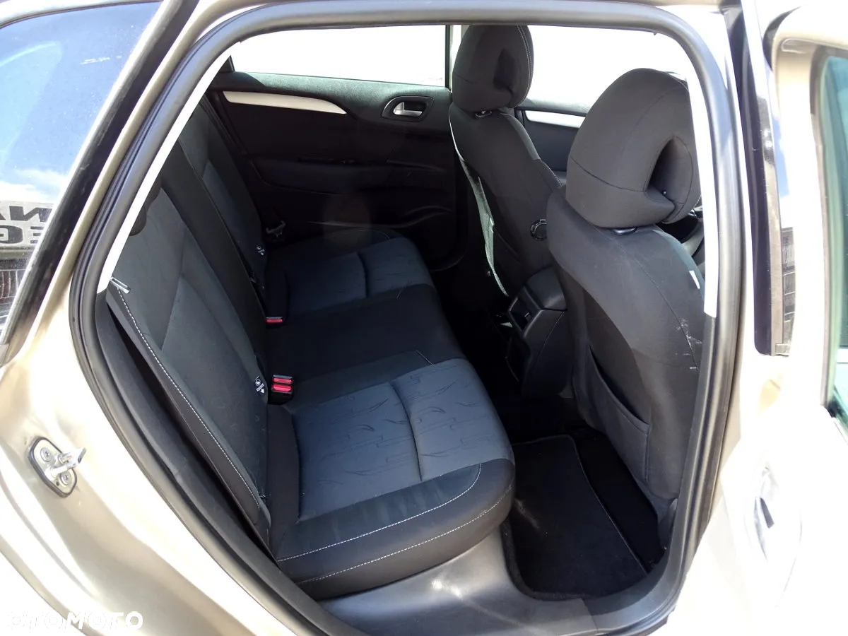 Citroën C4 1.6 HDi Attraction - 12