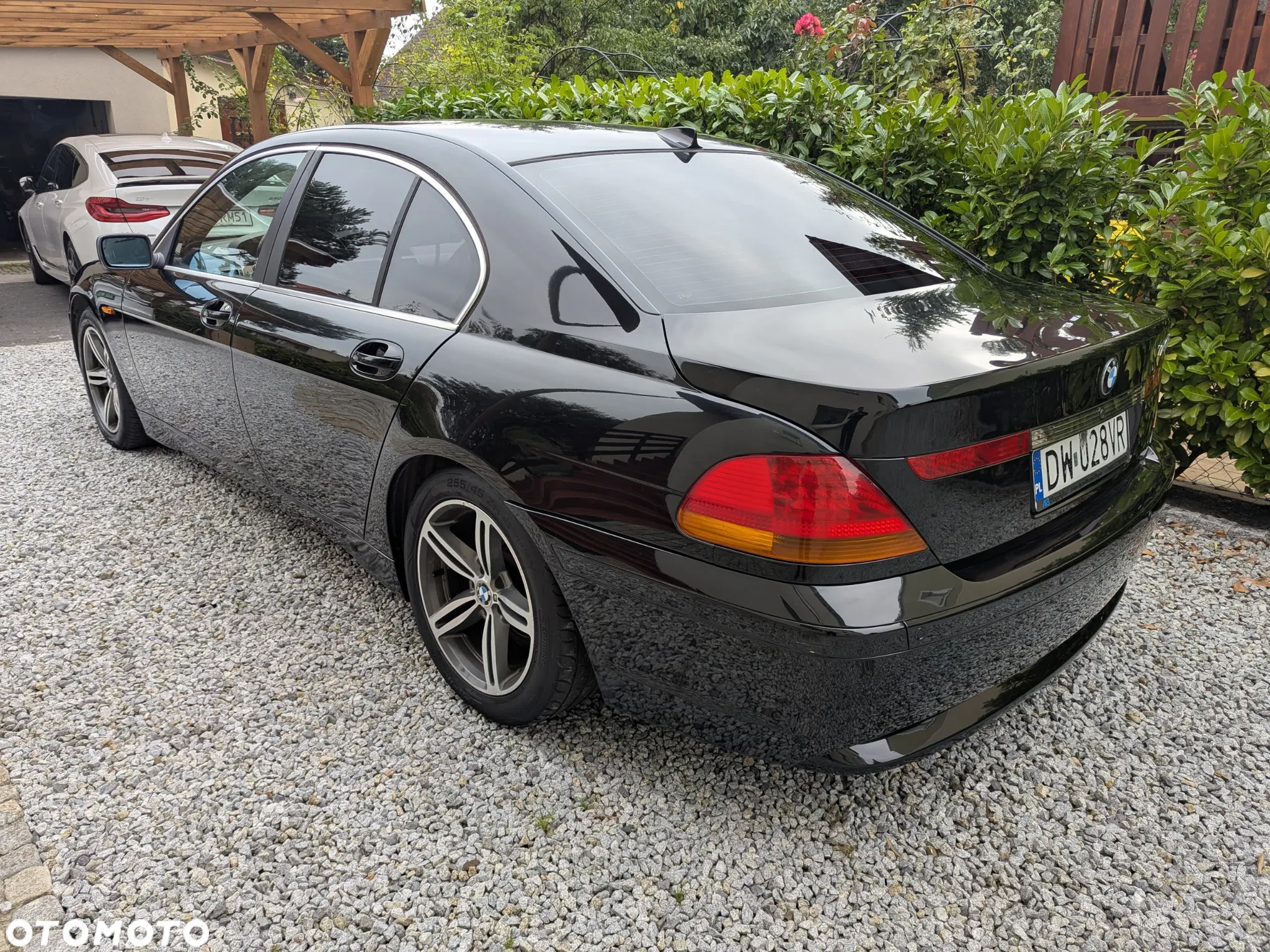 BMW Seria 7 745i - 7