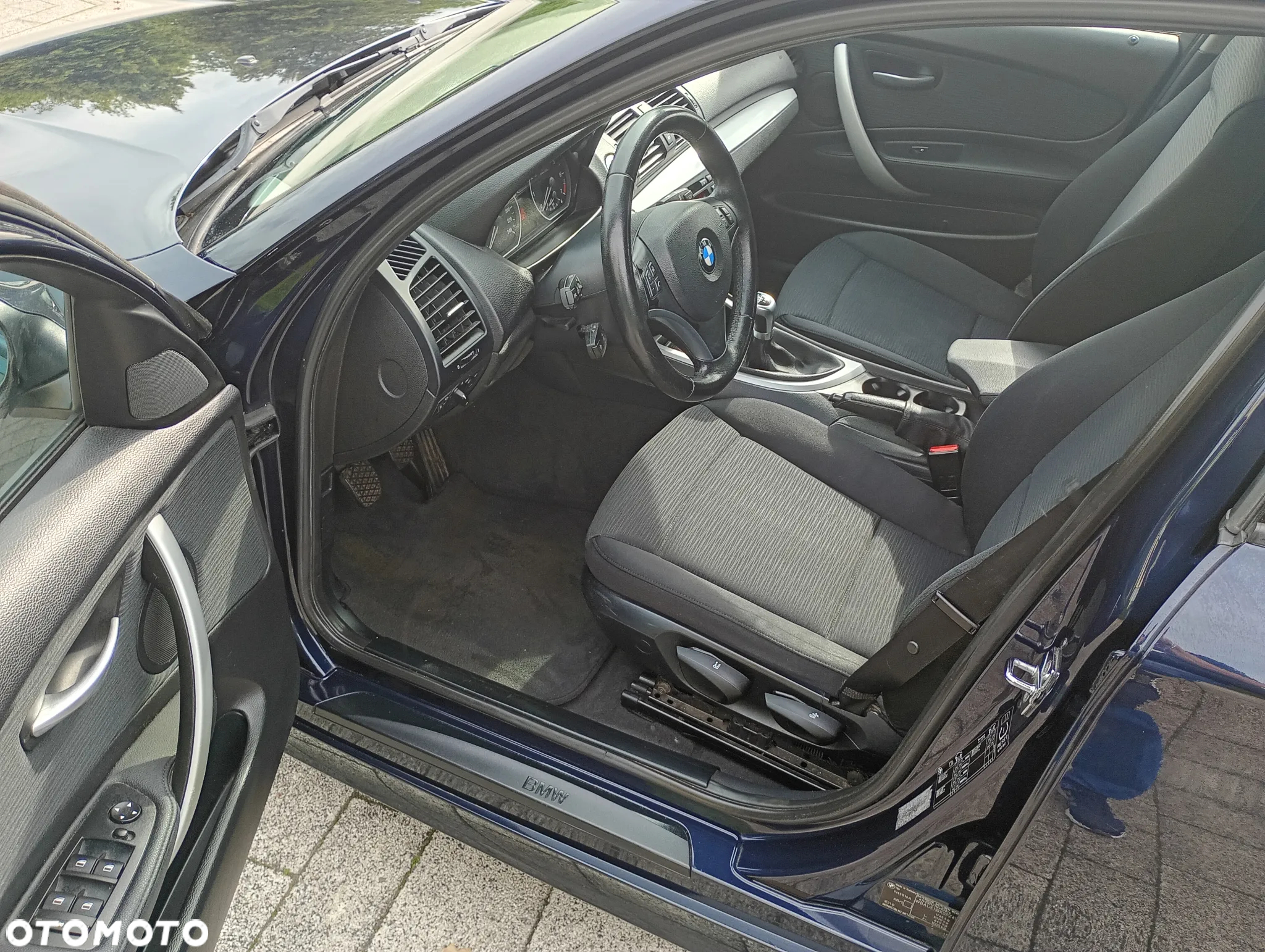 BMW Seria 1 116i - 6