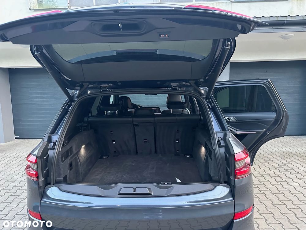 BMW X5 M M50d - 18