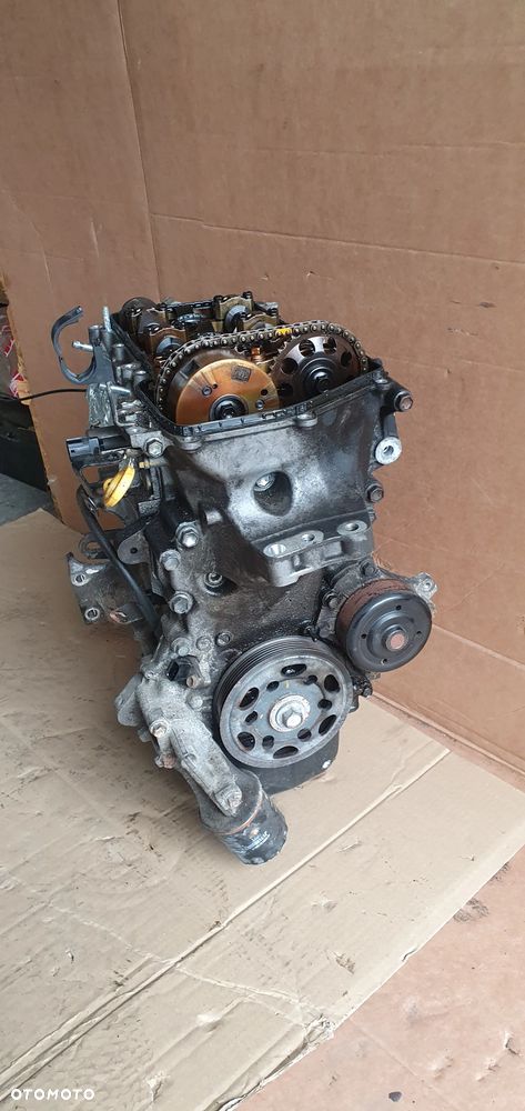 Silnik słupek blok silnika Toyota Aygo 1.0 1KR - 5