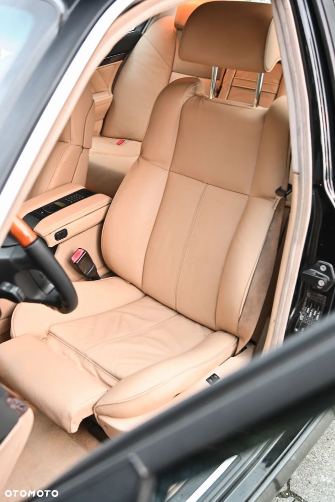 BMW Seria 7 735i L - 14