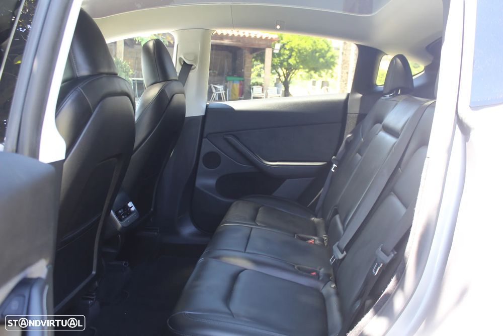 Tesla Model Y Long Range Tração Integral - 25