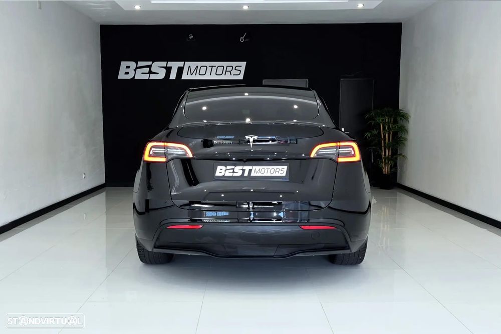 Tesla Model Y RWD - 6