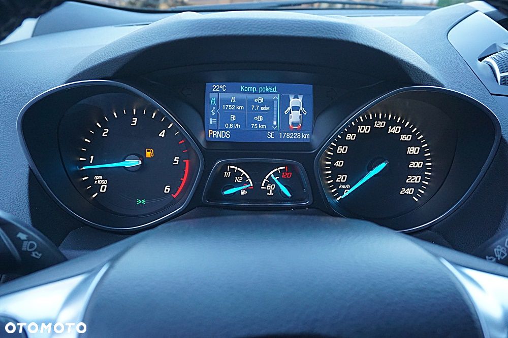 Ford Kuga 2.0 TDCi 4x4 Individual - 26