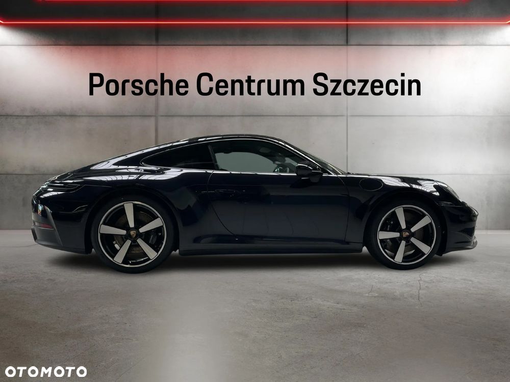 Porsche 911 Carrera S - 6