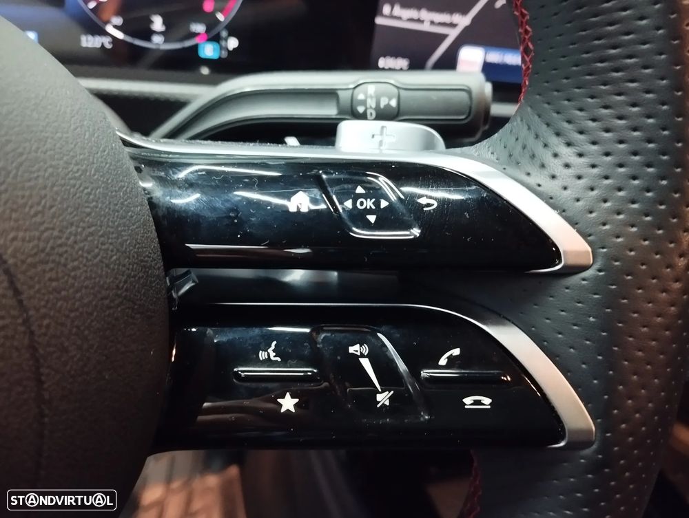 Mercedes-Benz A 180 d 8G-DCT AMG Line - 23