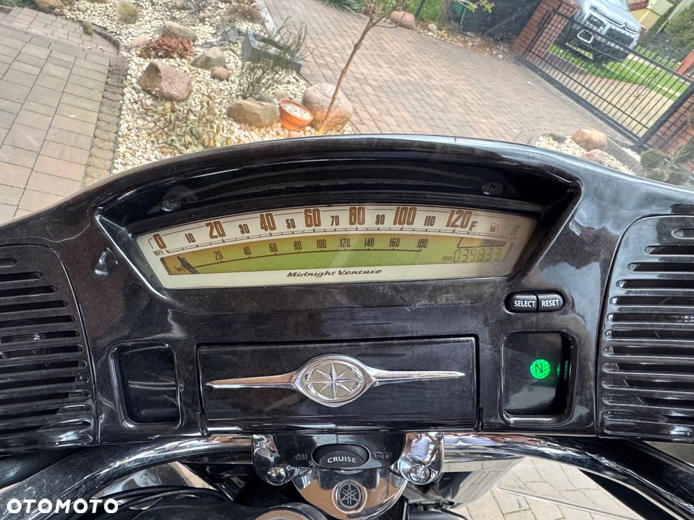 Yamaha Venture - 12