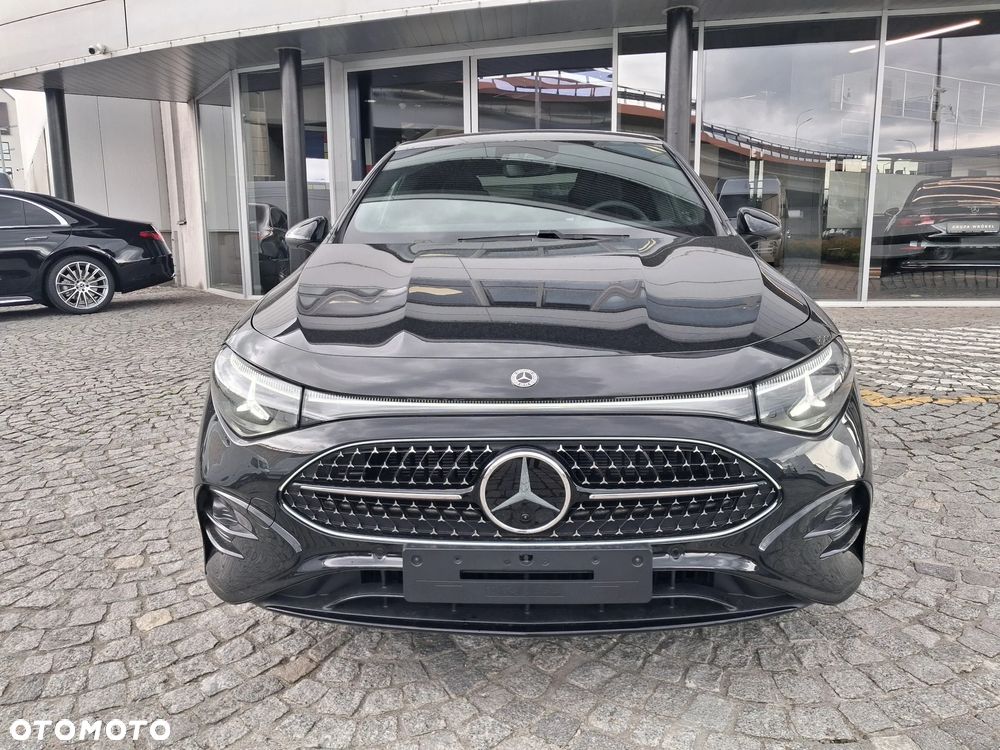 Mercedes-Benz CLA 200 mHEV 4-Matic 8G-DCT - 2