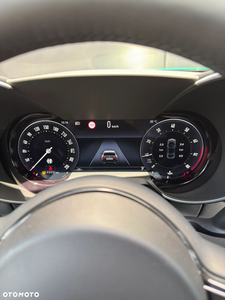 Alfa Romeo Giulia 2.9 Bi Turbo V6 Quadrifoglio - 28