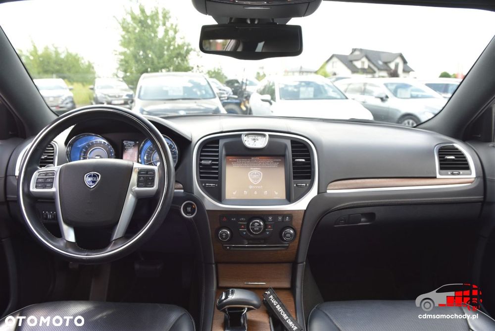 Lancia Thema 3.6 Executive AWD - 19