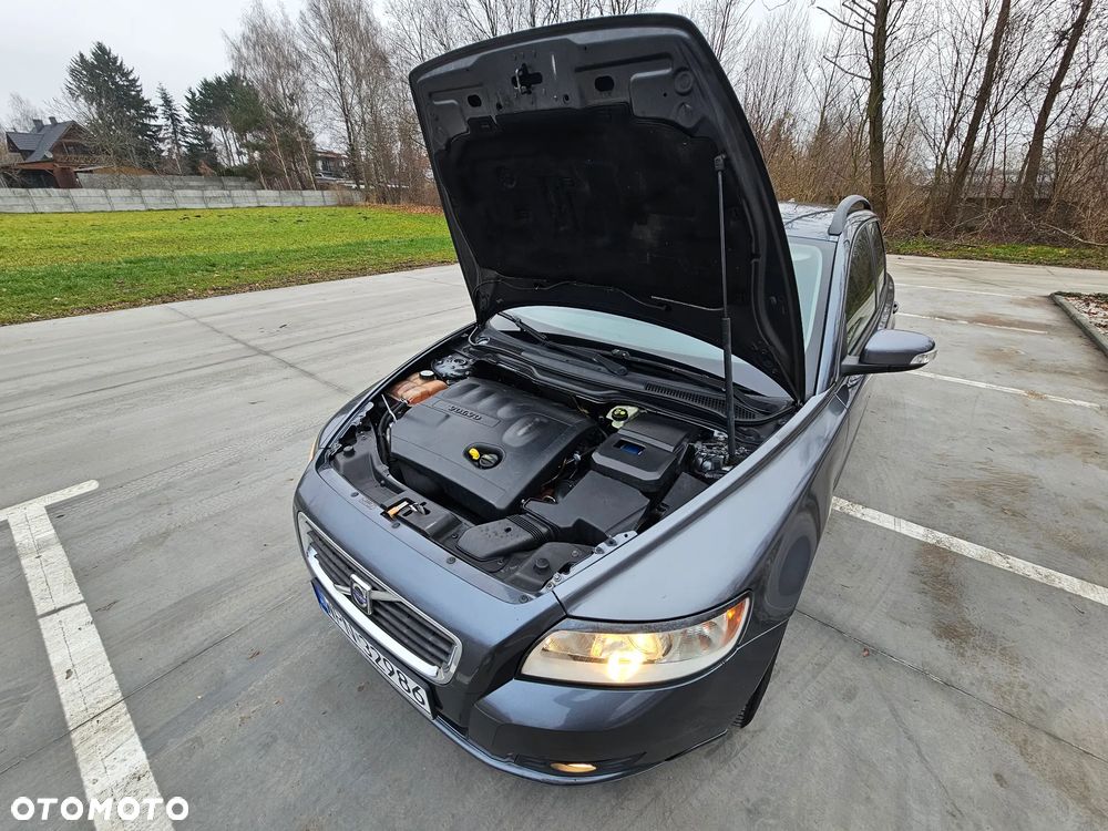 Volvo V50 2.0D Momentum - 13