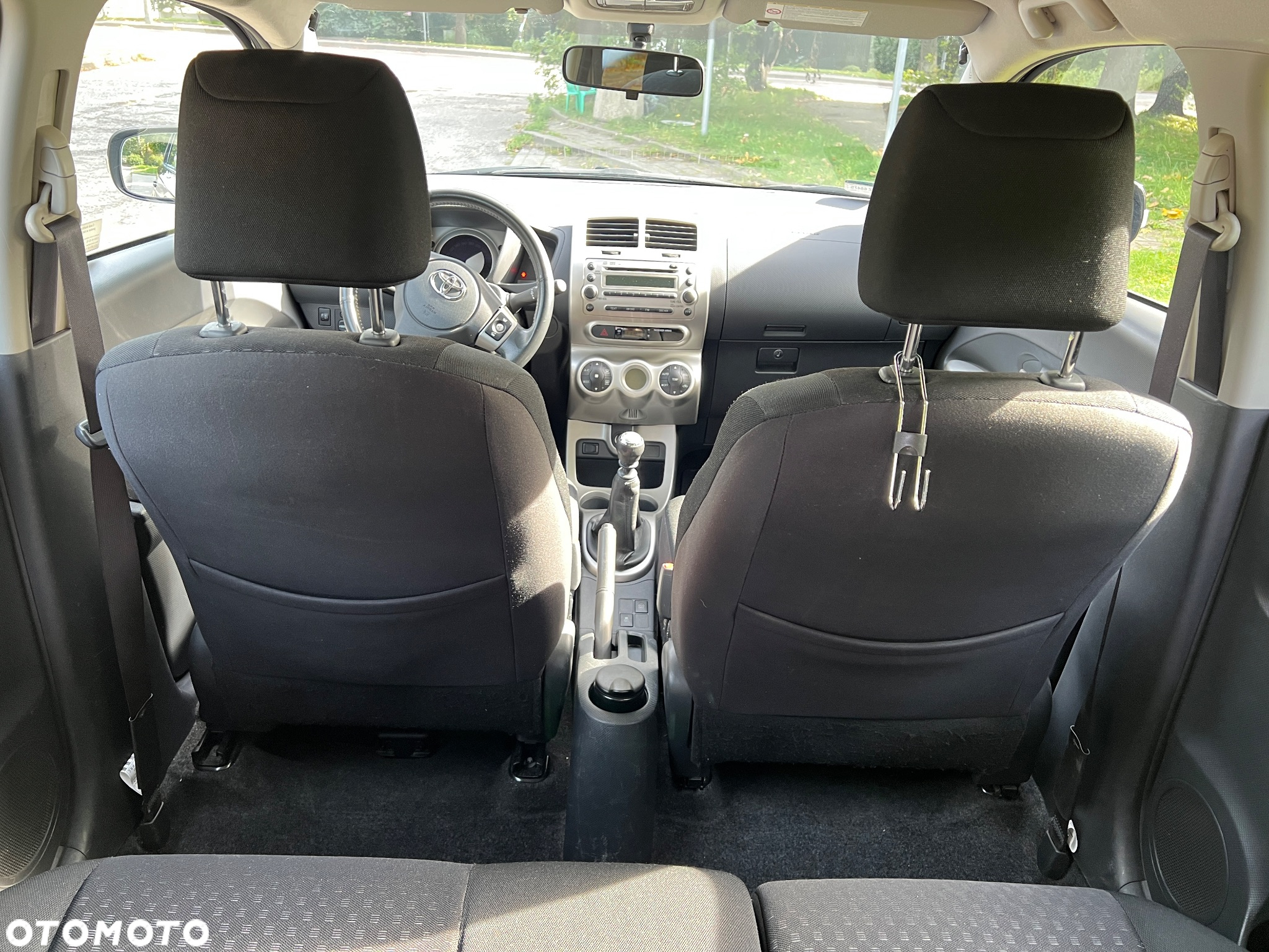 Toyota Urban Cruiser 1.33 Sol - 24