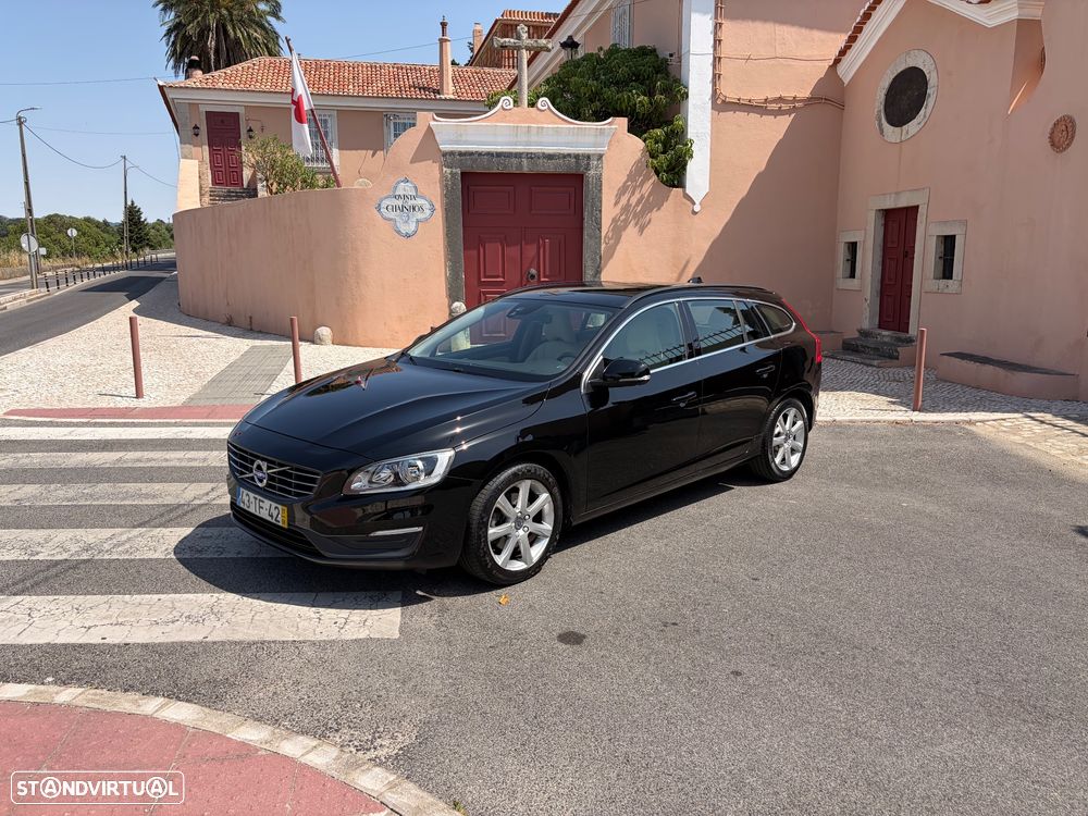 Volvo V60 2.0 D2 Momentum - 20