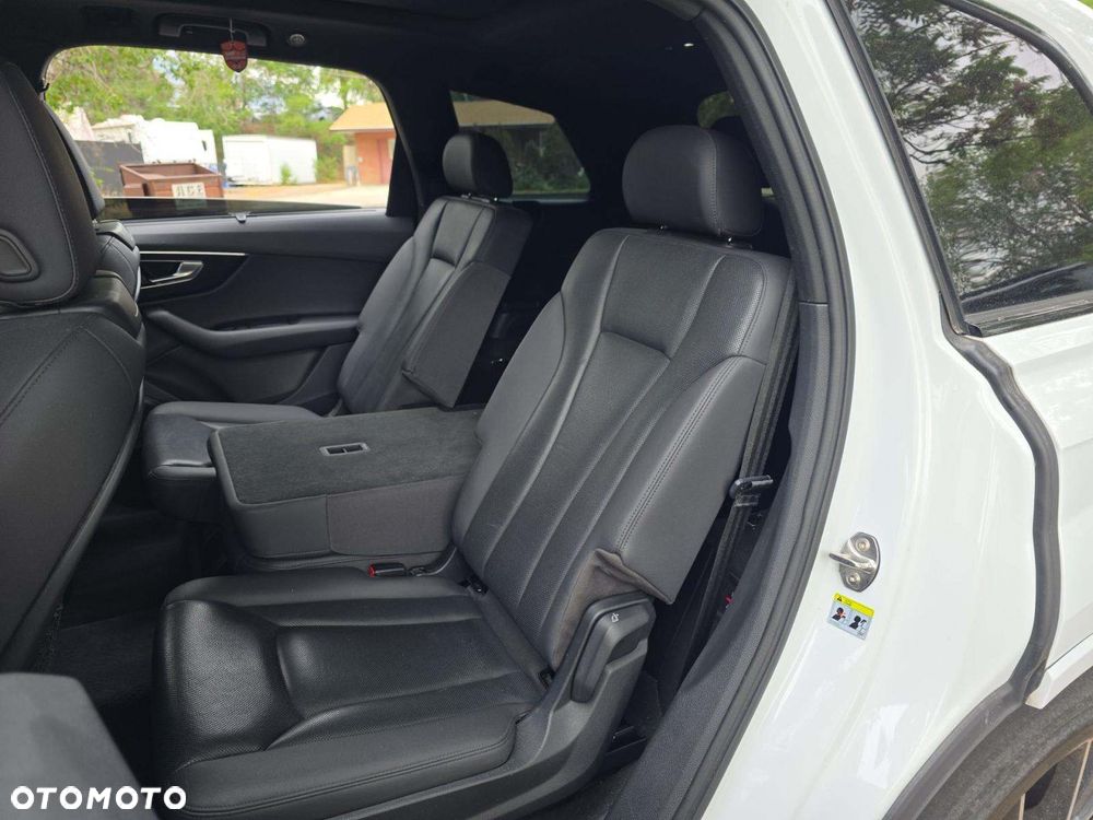 Audi Q7 55 TFSI quattro tiptronic - 8