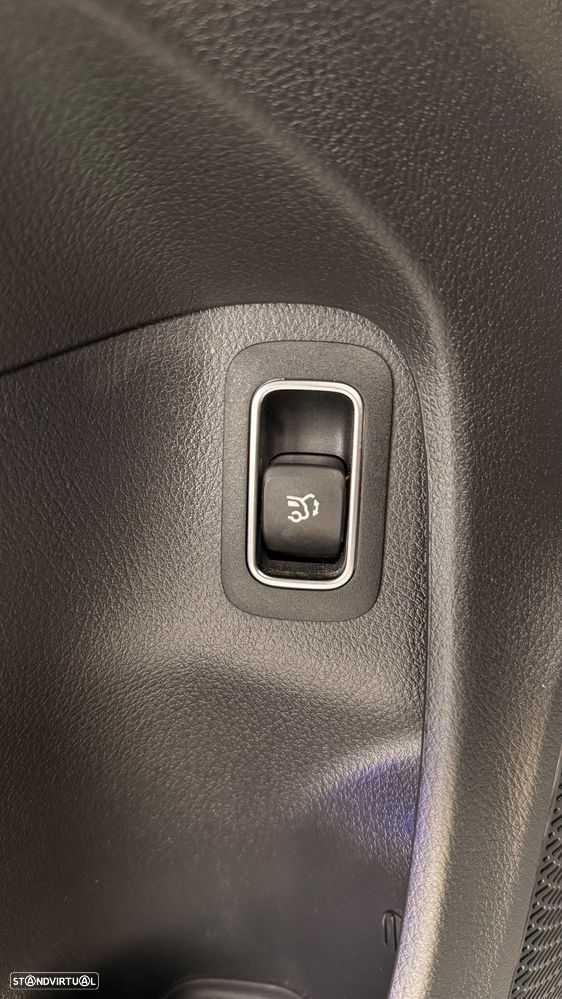 Mercedes-Benz CLA 200 Shooting Brake 7G-DCT AMG Line Advanced Plus - 29