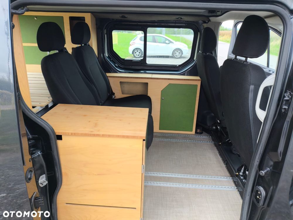 Renault Trafic - 25
