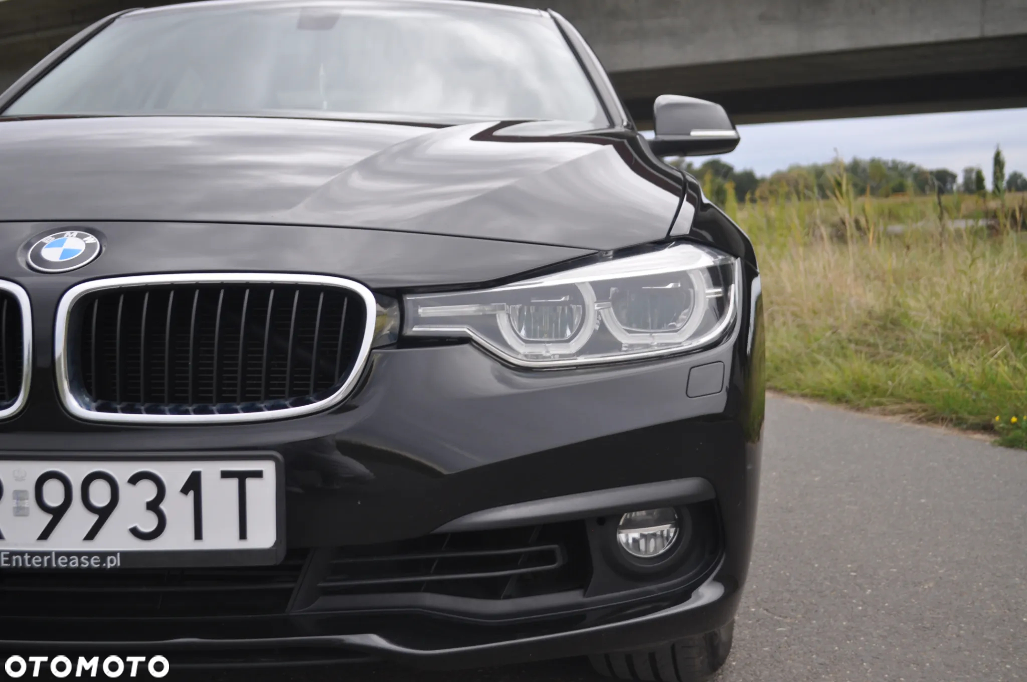 BMW Seria 3 318i - 10
