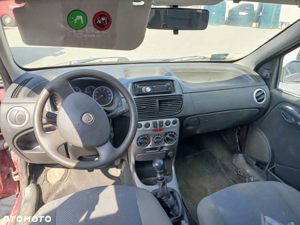 Fiat Punto - 4
