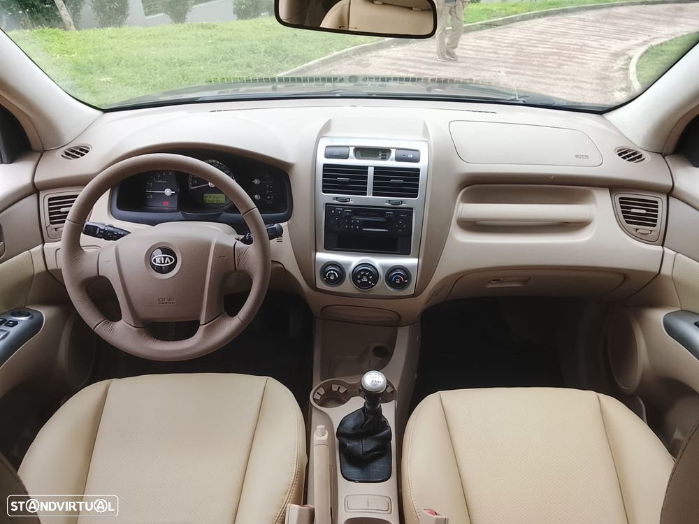 Kia Sportage 2.0 CRDI VGT EX 4WD - 17