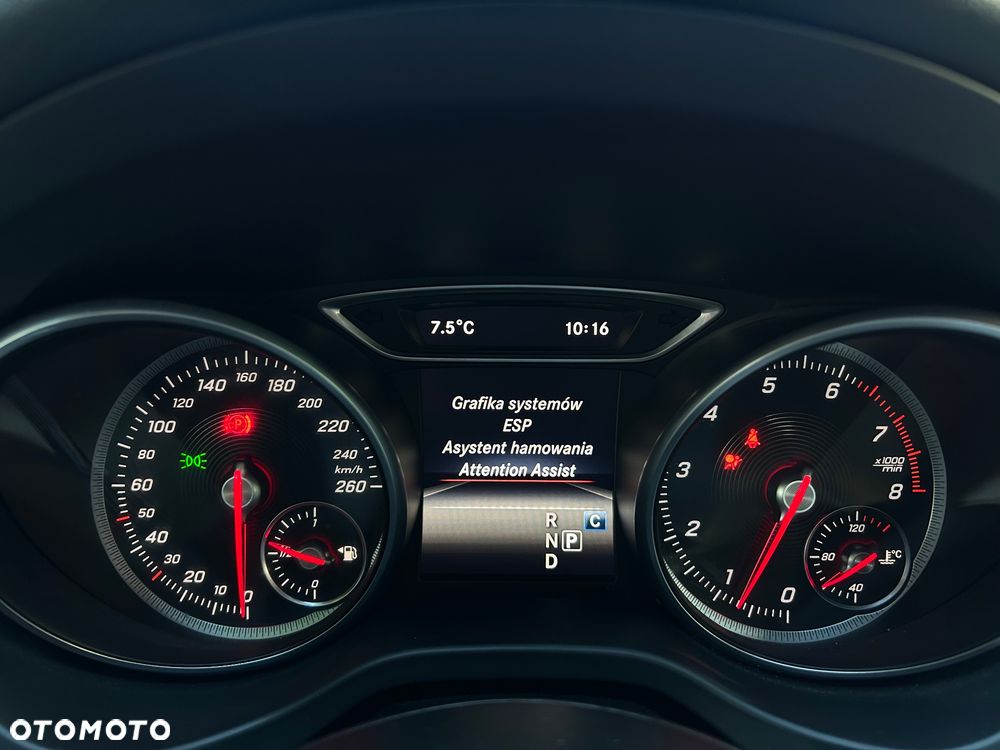 Mercedes-Benz CLA - 25