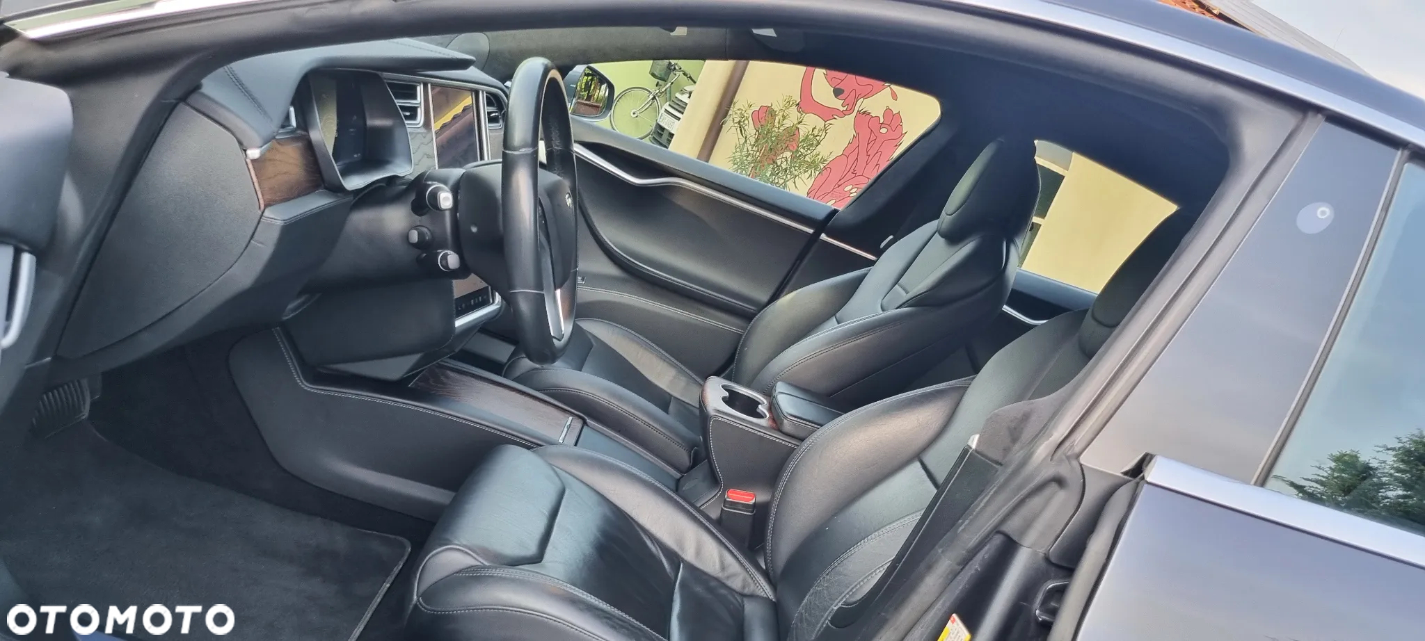 Tesla Model S Long Range Plus - 24