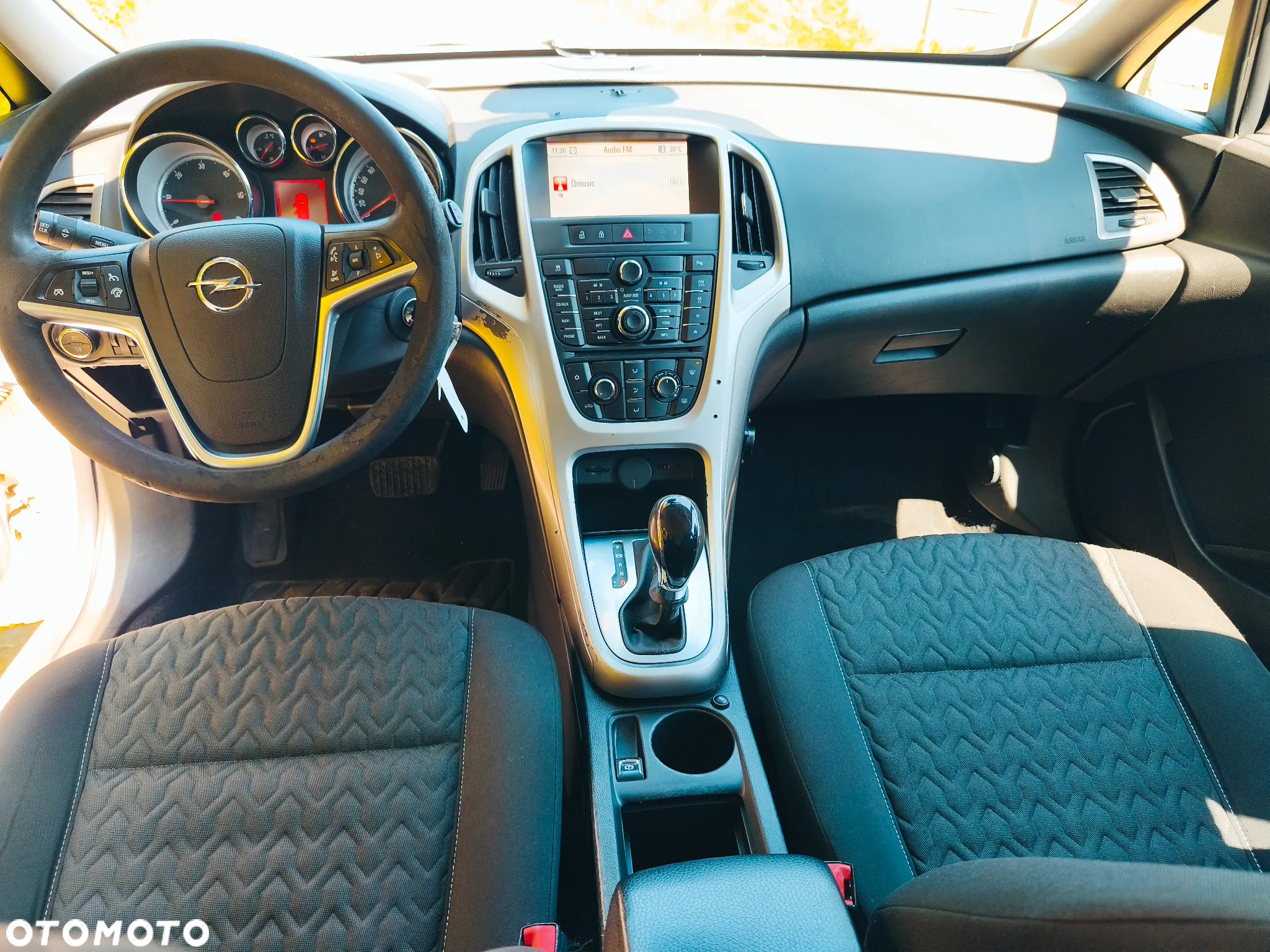 Opel Astra 2.0 CDTI Automatik ENERGY - 17