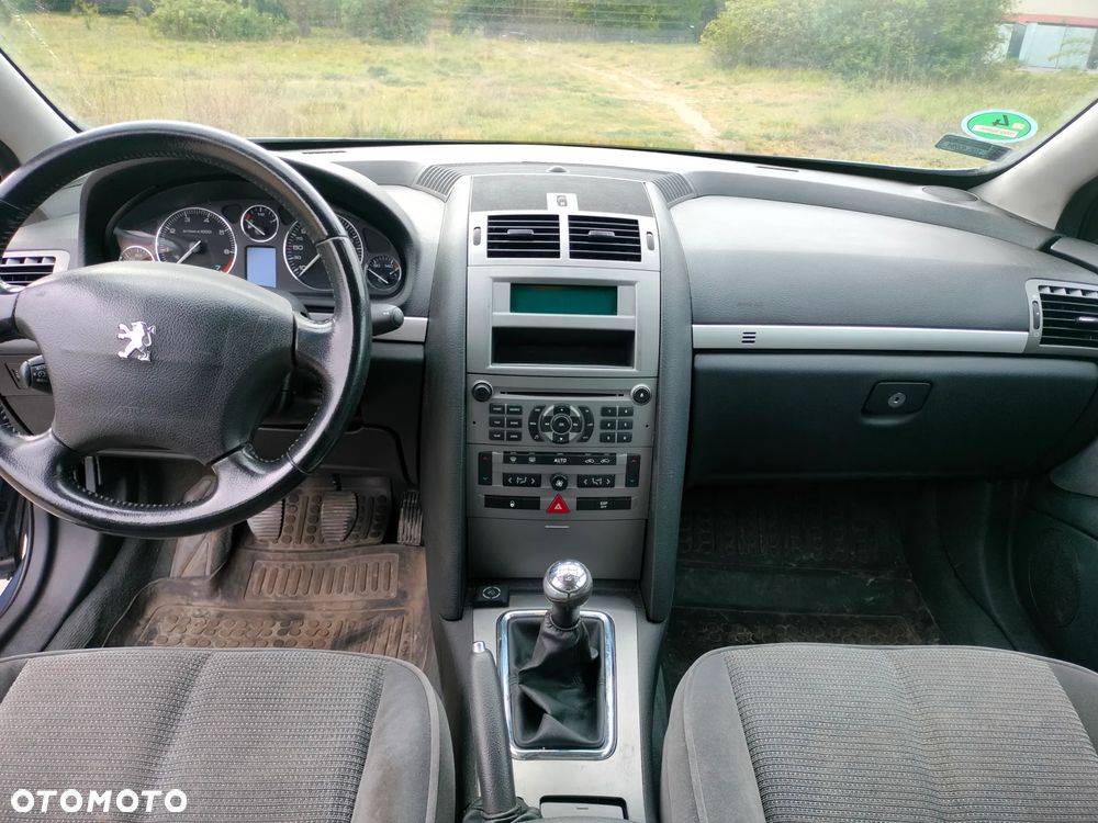 Peugeot 407 - 14