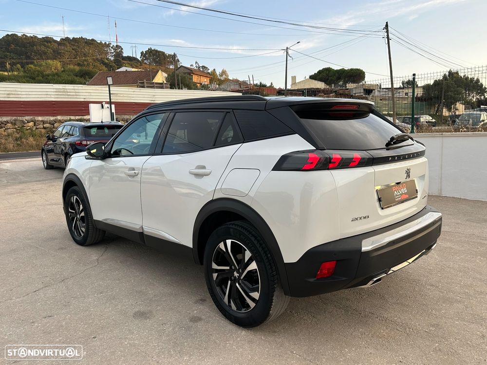 Peugeot 2008 1.2 PureTech GT Line - 37