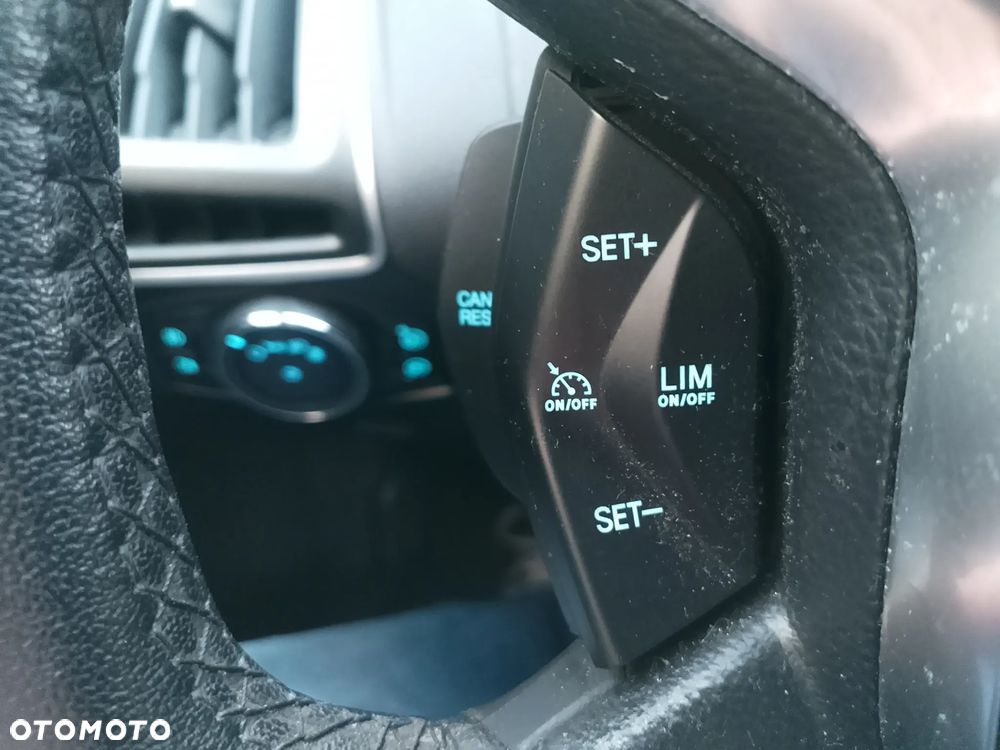 Ford Focus 1.6 EcoBoost Start-Stopp-System Champions Edition - 19