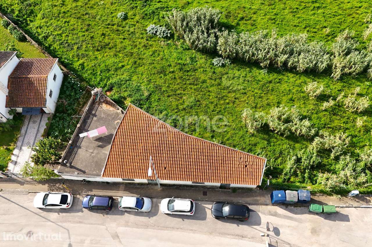 Moradia para Recuperar na Pedrulha - Grande imagem: 2/19