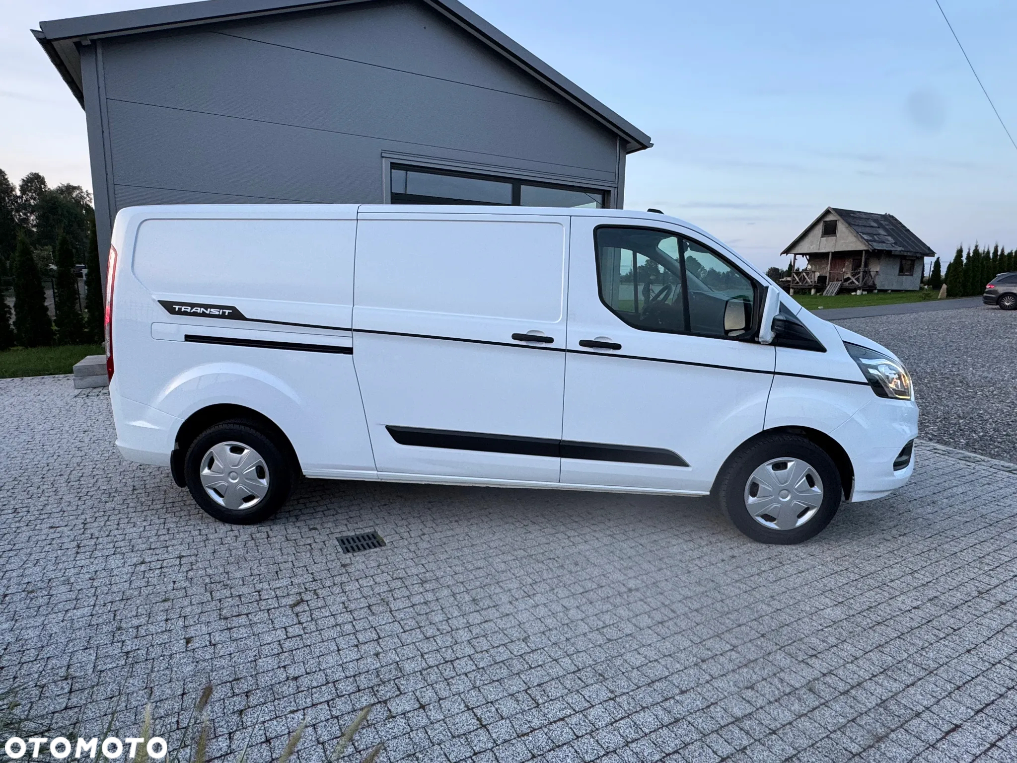 Ford TRANSIT CUSTOM - 6