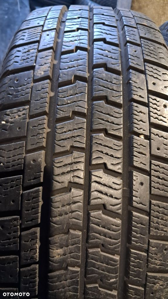 215/65R16C 109/107T Goodyear cargo ultraGrip - 3