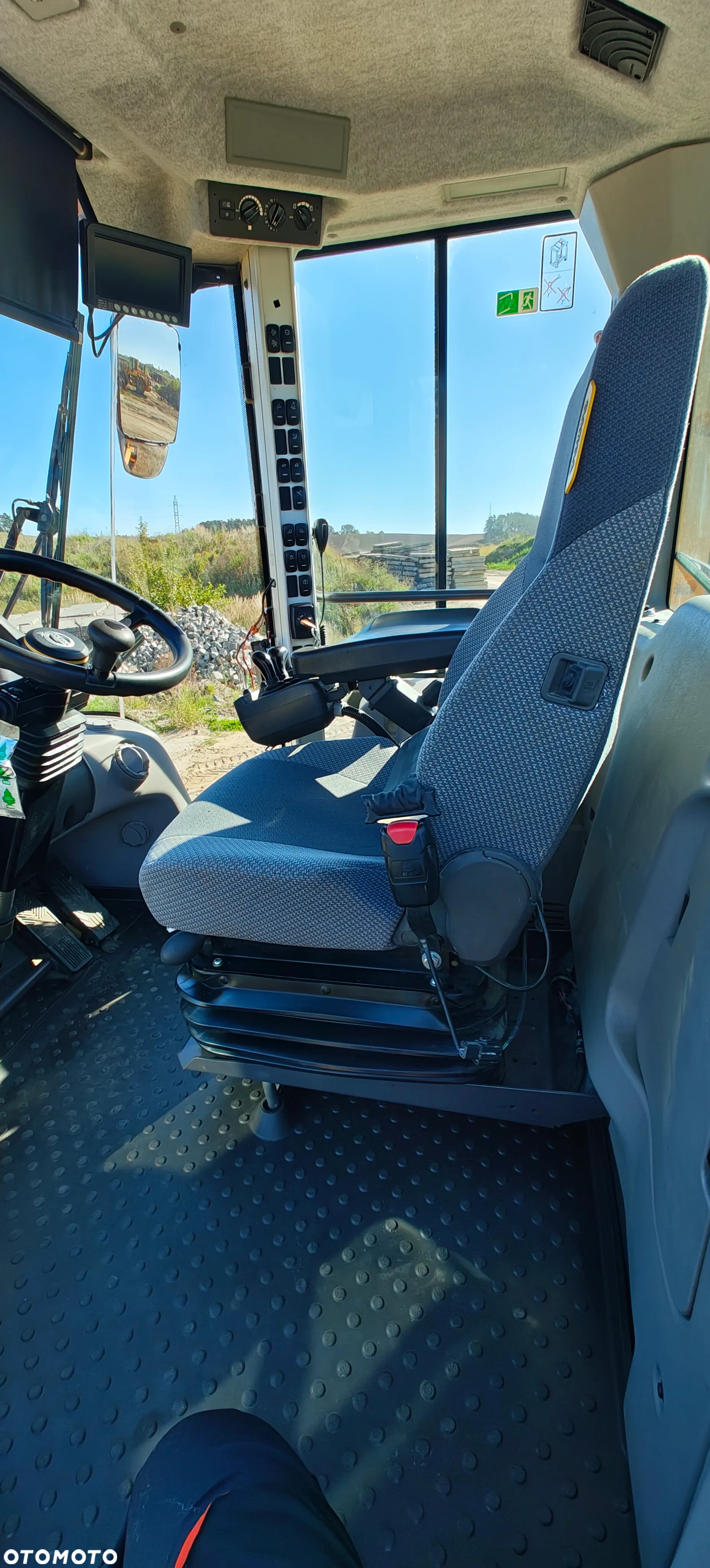 Volvo L120H - 11