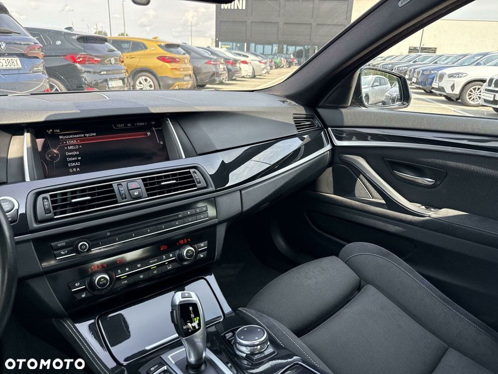 BMW Seria 5 520d xDrive M Sport sport - 16