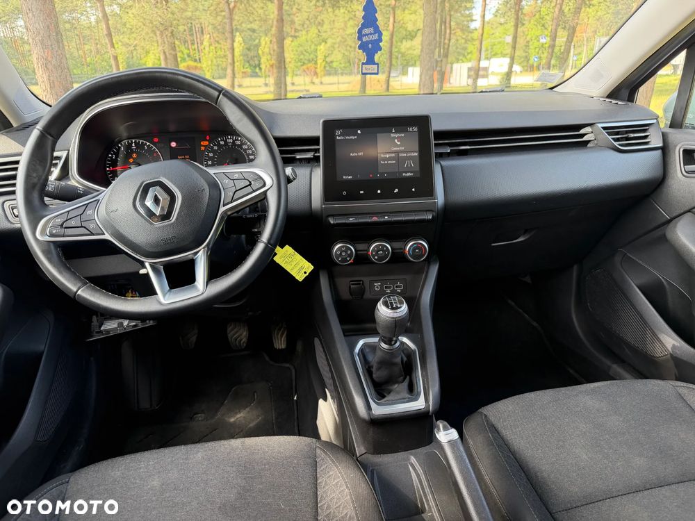 Renault Clio - 7