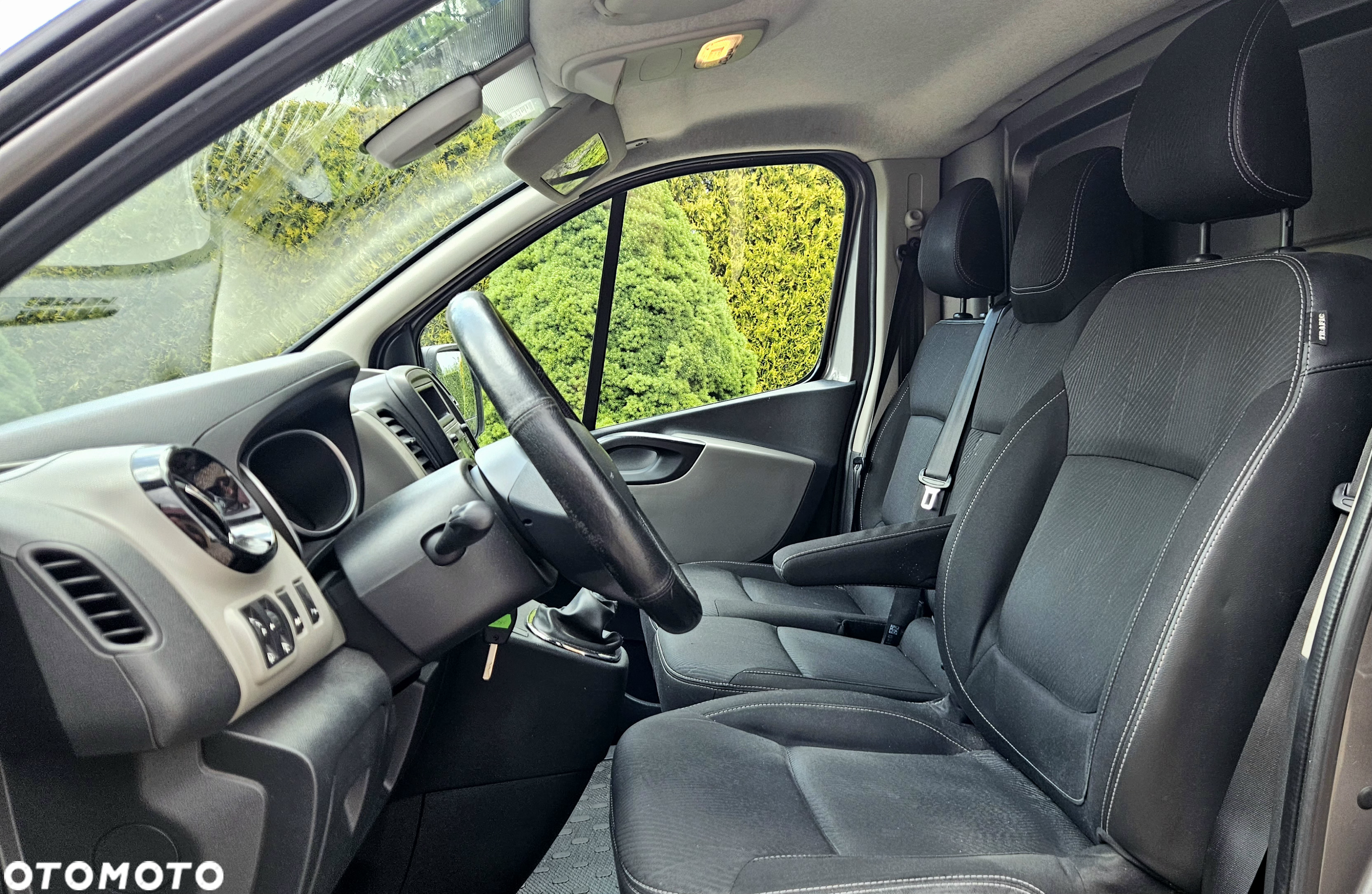 Renault Trafic - 21
