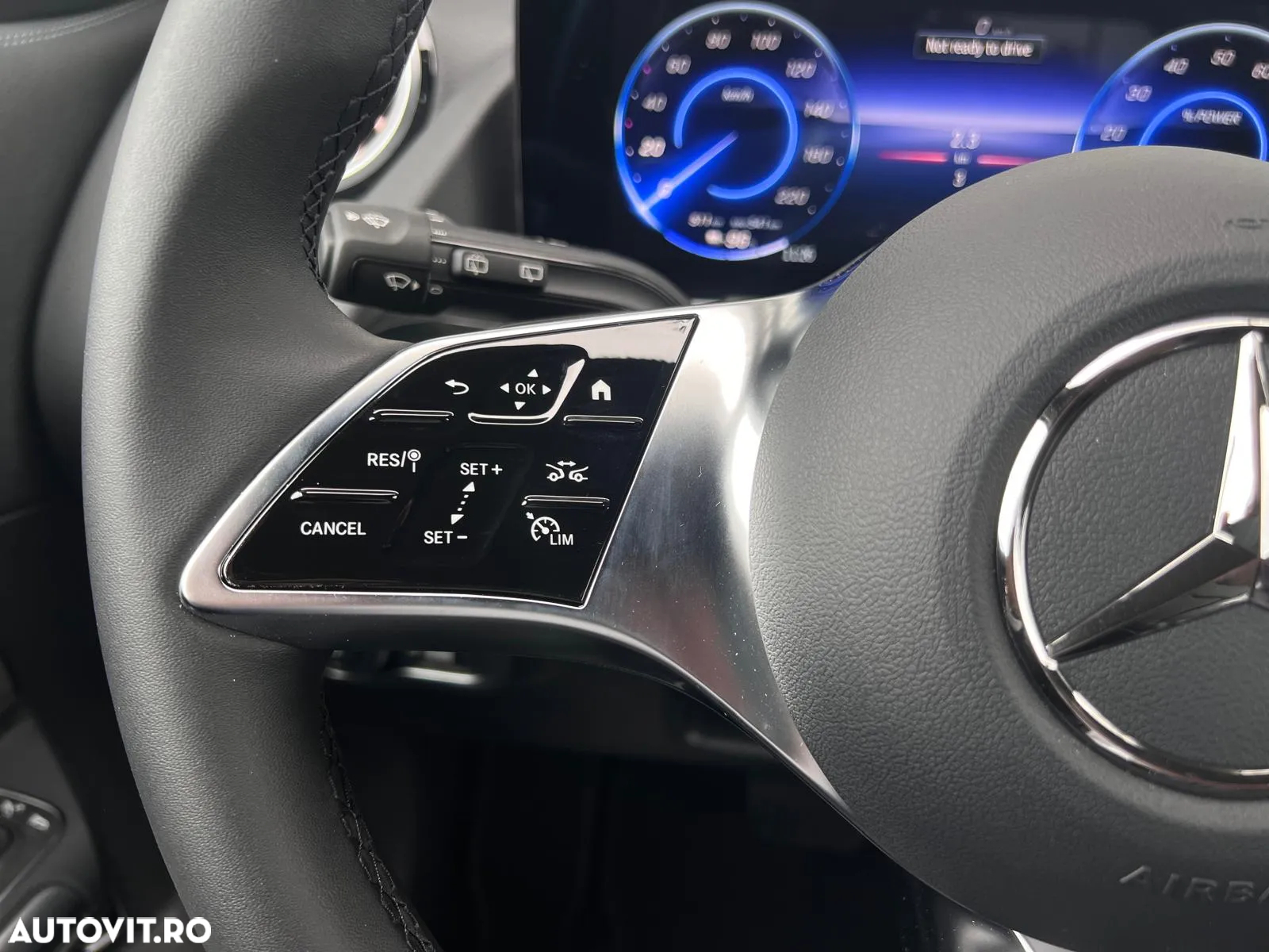 Mercedes-Benz EQA 250+ - 10