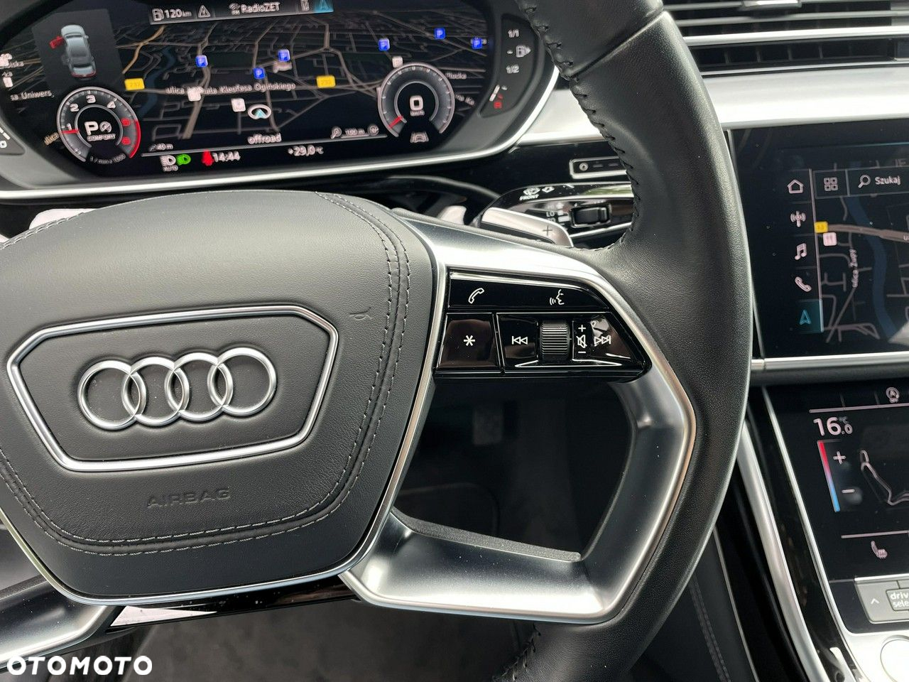 Audi A8 - 17