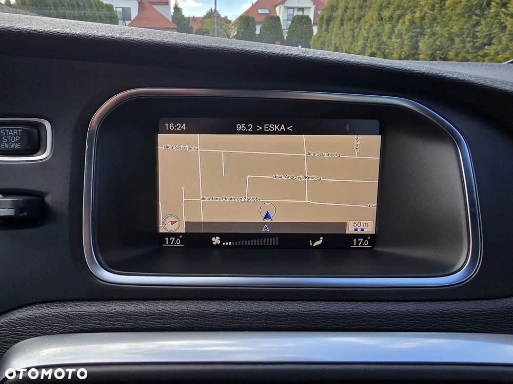 Volvo V40 - 21