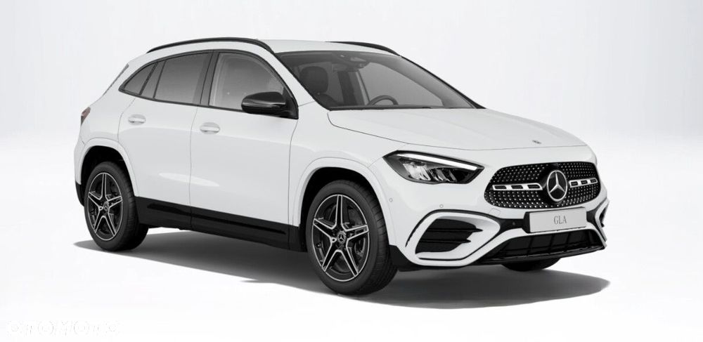 Mercedes-Benz GLA - 3
