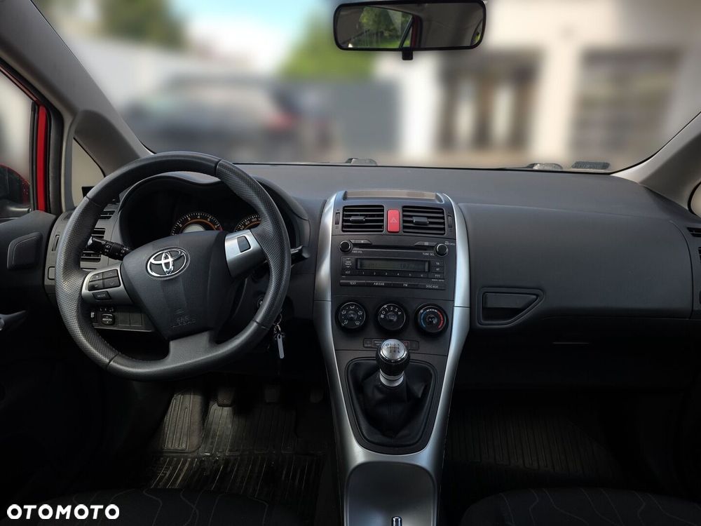 Toyota Auris 1.33 VVT-i Classic - 11