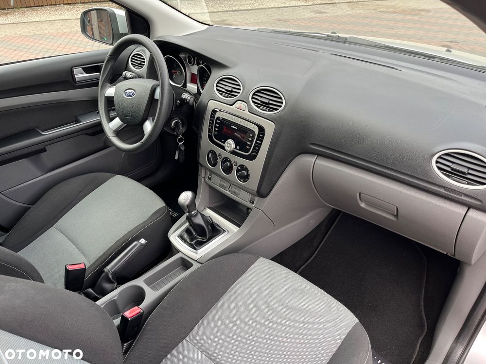 Ford Focus 1.6 Ti-VCT Trend + - 15