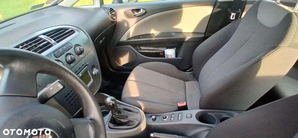 Seat Leon 1.6 Reference - 8