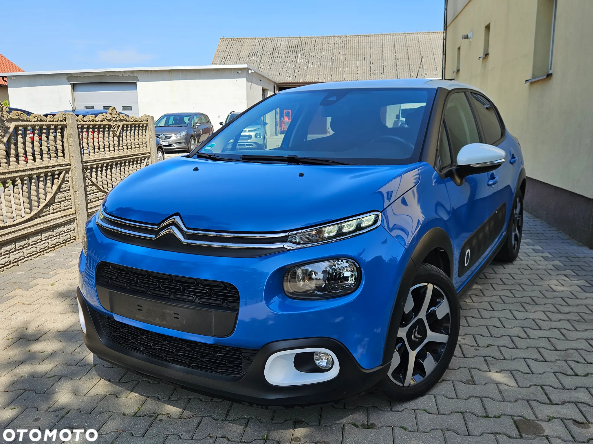 Citroën C3 1.2 PureTech Shine S&S - 3