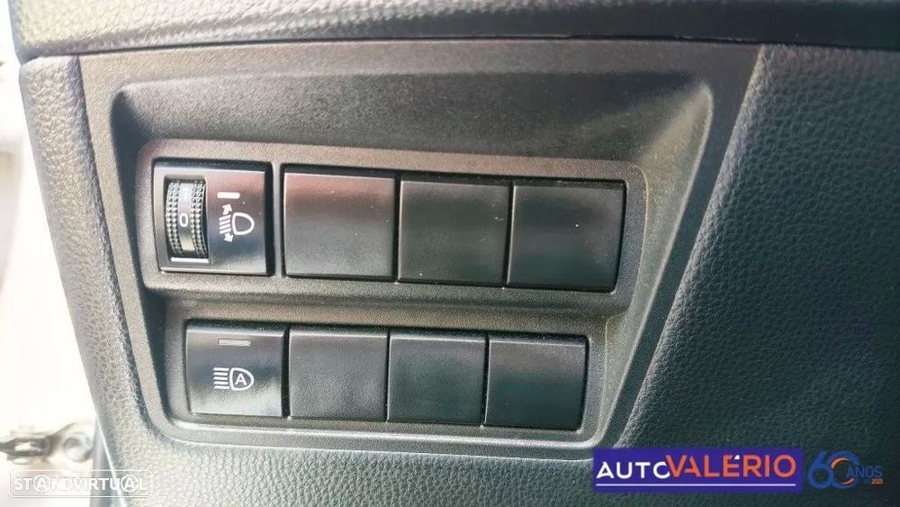 Toyota Yaris 1.5 VVT-i Comfort - 25